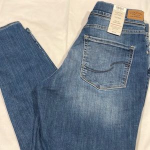 Pull On Super Skinny Jeans